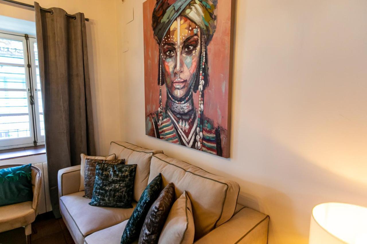 Apartamento 3 Dormitorios En Calle San Vicente. Sevilla Bagian luar foto