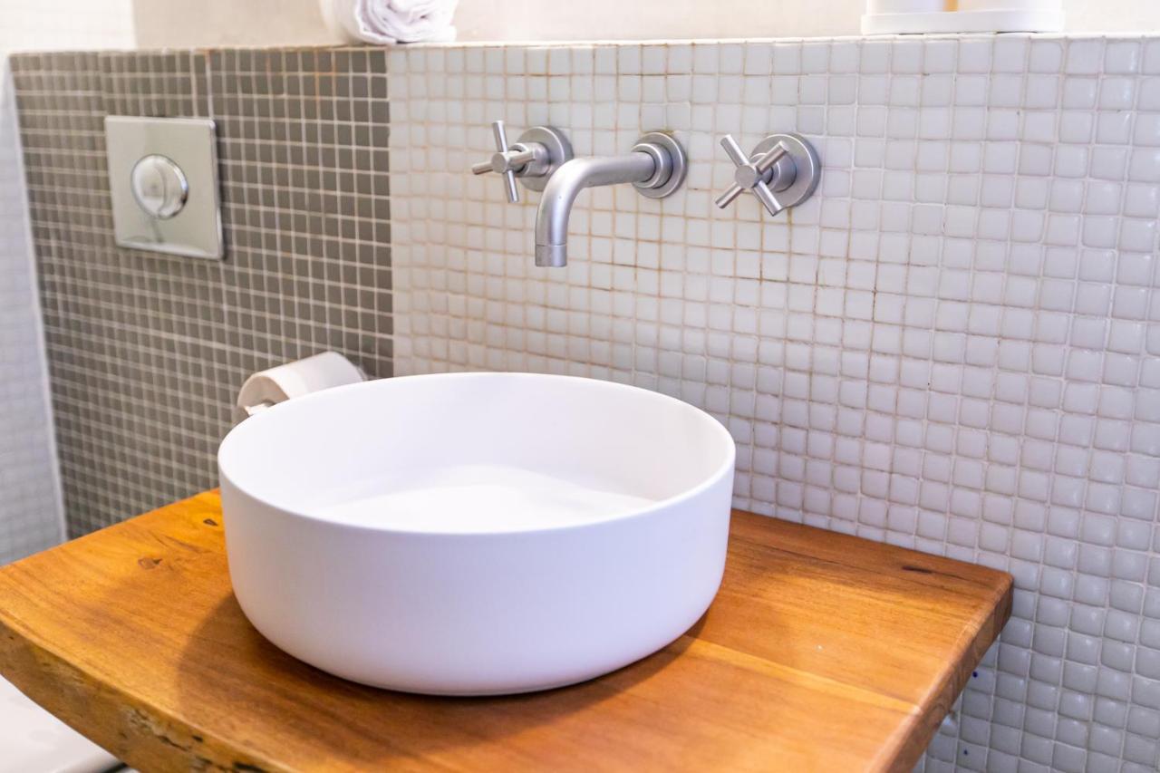 Apartamento 3 Dormitorios En Calle San Vicente. Sevilla Bagian luar foto